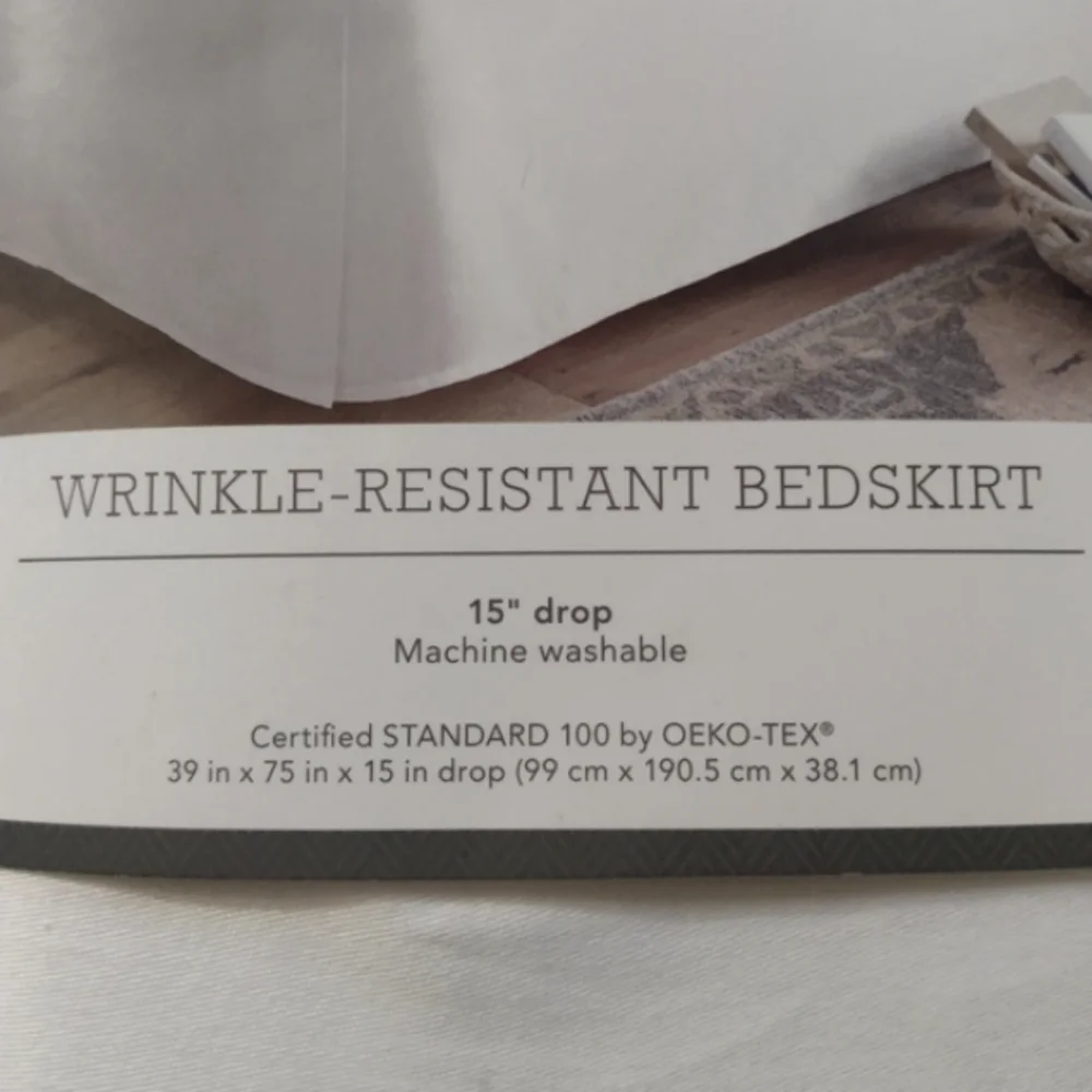 Twin bedskirt, White, NIP